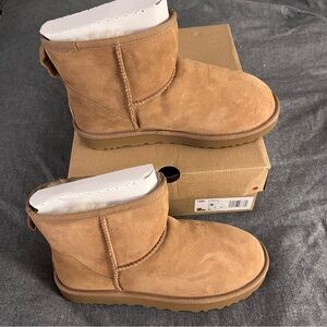 Ugg Classic Mini II